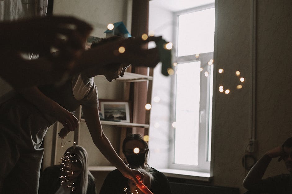 Išmanieji šviesos scenų receptai: išmanus apšvietimas, automatinės scenos ir taupymo logika namuose (Pexels)